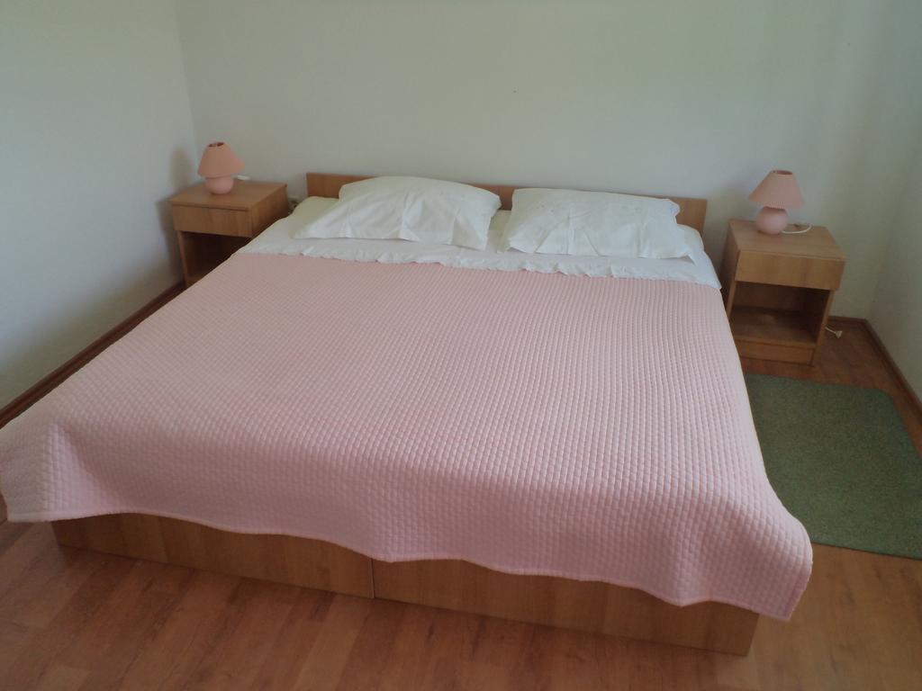 Apartment Nella Молат Номер фото
